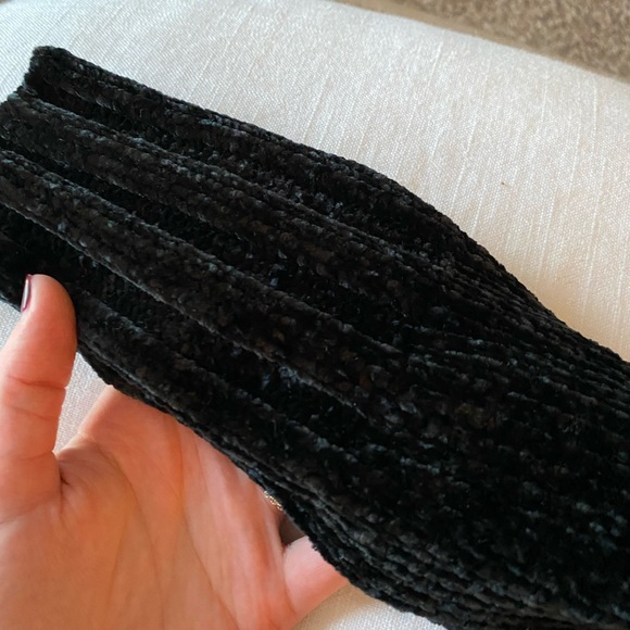 Chenille Cardigan - Picture 2 of 3